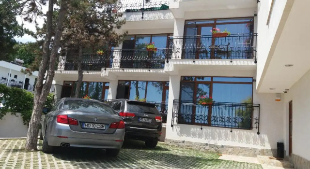 Vila pe plaja nr 9, Réserver Auberge de jeunesse Saturn Constanta