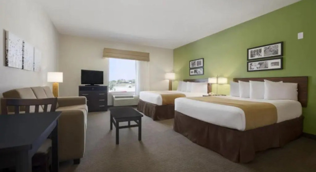 Двухместный люкс Deluxe PetroStay Inn & Suites Cotulla