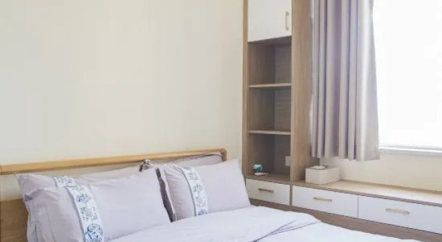 Люкс Tuman Jiuqi Hotel (Leshan High-speed Railway Station Wanda Plaza)