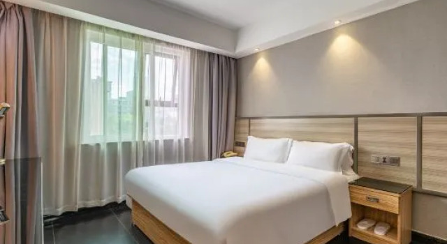 Люкс Grunion Business Hotel
