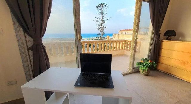 Stunning 5-Bedroom Villa with Breathtaking Sea Views & Roof Penthouse at Badr resort North Coast El Alamein !! الساحل الشمالي, Book Ferieresort Hoteller i Marsa Matrouh med parkering, Parkering