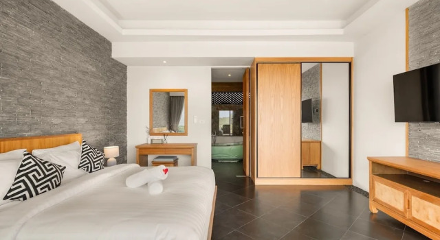 Villa Firefly