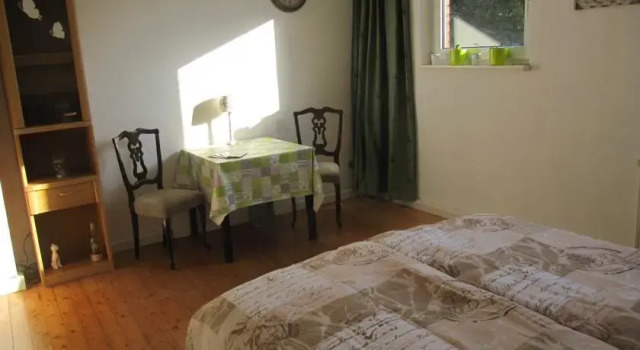 B&B de Sachsenhoeve, Забронировать Отель «постель и завтрак» Менслаге Оснабрюк