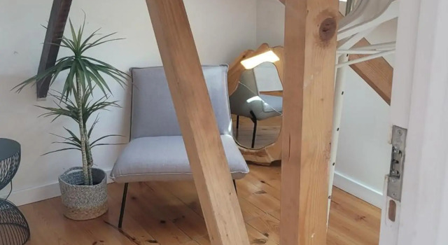 Litle Tiny Room in the Attic, Забронировать Отель Лиссабон Эстремадура, рядом с Художественный центр LxFactory