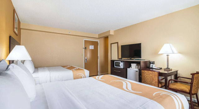 Mt. Washington Valley Inn, Varaa Hotelli Hotellit New England uima-altaalla, Uima-allas