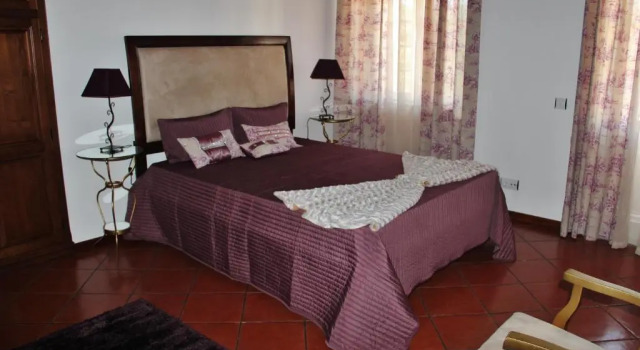 Ribs House, Reserva ahora Hotel Hoteles de 3 estrellas en Terceira, 3*