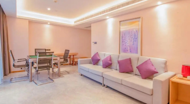 Люкс Deluxe Lavande Hotel Chongqing Jiangbei International Airport T3