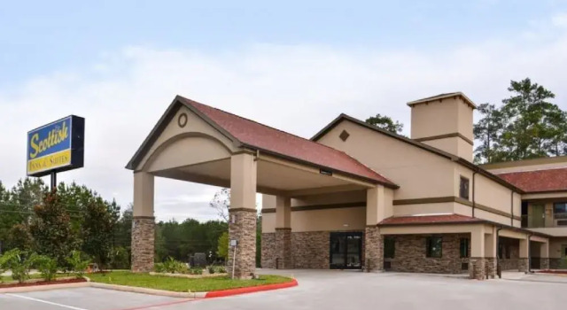 Scottish Inn & Suites - Conroe, Reserva ahora Hotel Conroe Lake Conroe