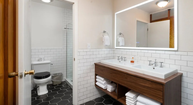 Четырёхместный номер Standard Sapphire Motel Midtown Bozeman