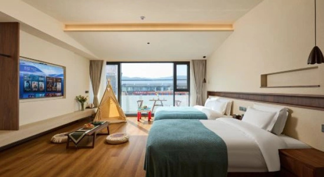 Тент Floral Hotel·Cicada Retreat · Facing the Buddha （Sanctuary at the Heart of Jiuhua）