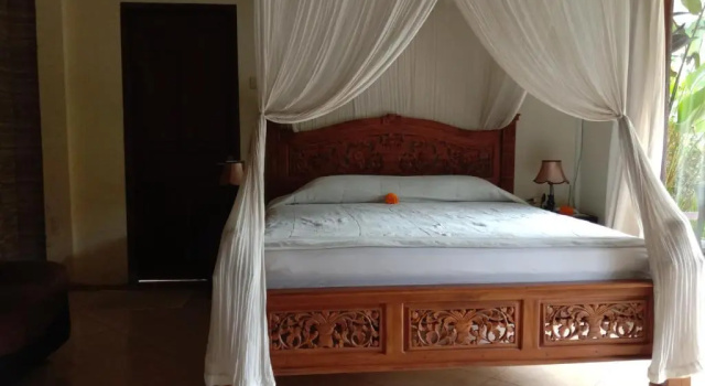 Dedik House, Reservar Hotel Hotéis em Bali com piscina, Piscina