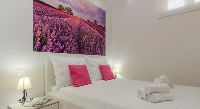 Apartment Carmen, Забронировать Апартаменты/квартира Сегет Доньи Трогир