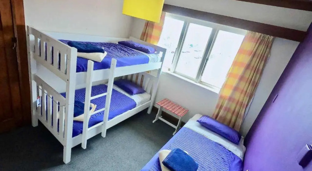 Кровать в общем номере (женский номер) Ducks & Drakes Boutique Motel & Backpackers