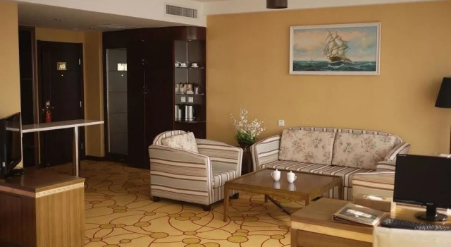 Baoji Vancouver International Hotel, Book Hotel Hoteller i Baoji med parkering, Parkering