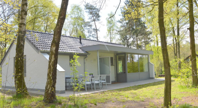Inviting Holiday Home in Stramproy with Terrace, Prenota Casa vacanze Hotel a Limburgo con parcheggio, Parcheggio