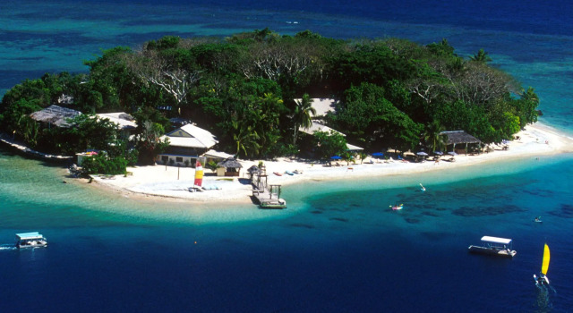 Четырёхместный номер Standard Hideaway Island Resort