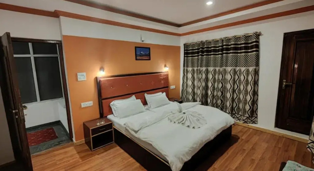 Dream Ladakh Guest House, Забронировать Гостевой дом Гостевые дома Лех, рядом с Namgyal Tsemo Gompa, Гостевой дом