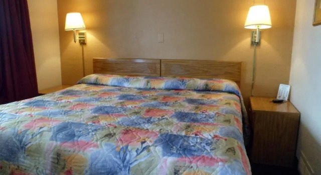 Desert Hills Motel, Rezerwuj Motel Hobbs Nowy Meksyk
