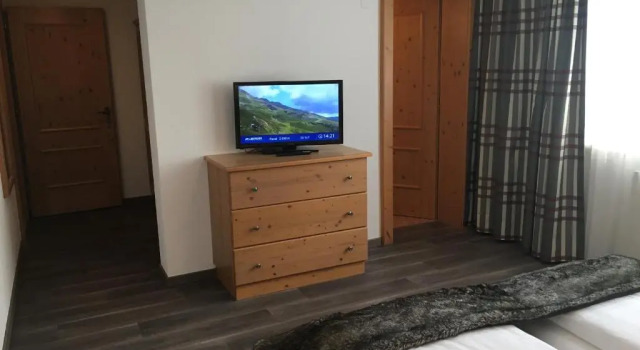 Апартаменты Цокольный этаж Haus Zangerl