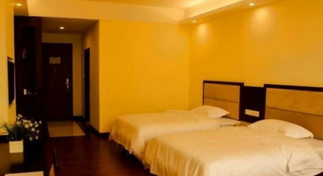GreenTree Alliance Shenzhen Fanshen Metro Station Hotel, Забронировать Отель Отели Шэньчжэнь 3 звезды, 3*