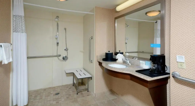 Номер Standard Hampton Inn Fayetteville Fort Bragg