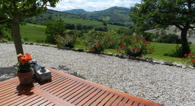 Апартаменты Rosa nel Pozzo Apartments and B&B