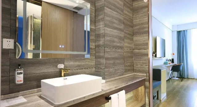 Четырёхместный люкс Holiday Inn Express Hengshui Railway Station by IHG