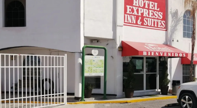 Hotel Express Inn, Prenota Hotel Sabinas Coahuila