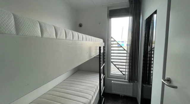 Amazing Ship/boat in Heeg With Wifi and 3 Bedrooms, Prenota Hotel Heeg Frisian lakes