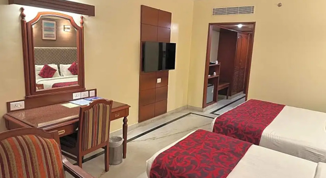 Трёхместный номер Premium Hotel Annamalai International