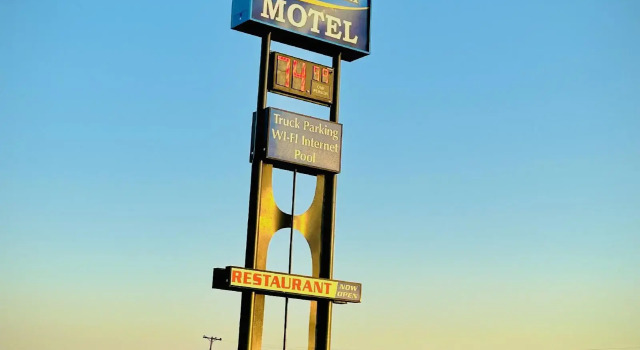 Kings Inn Motel, Prenota Motel Kingsburg California