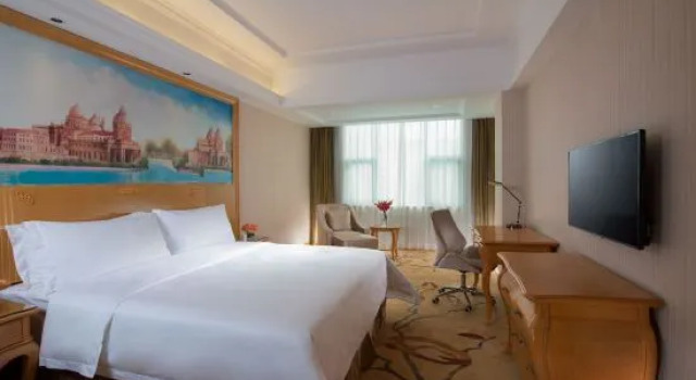 Люкс Business Vienna Hotel Huizhou Danshui Baiyun Road