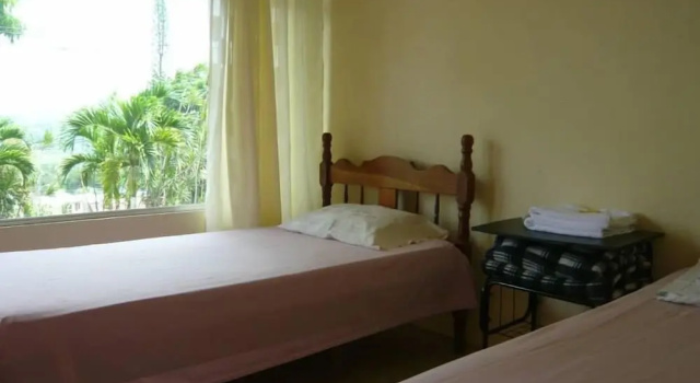 Трёхместный номер Standard Hotel Brisas Del Volcán Platanar