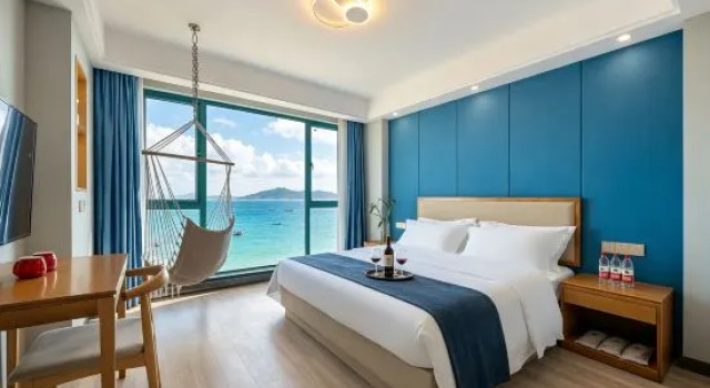 Люкс с видом на море Floral Hotel · Listening to the sea Hotel