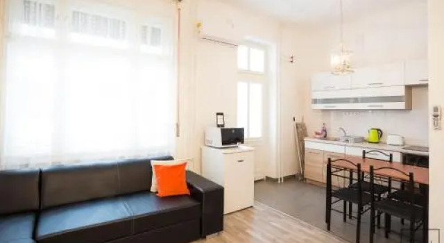 Thalia Residence, Varaa Hotelli 06. Terézváros 