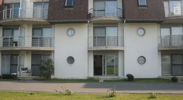 Cozy Apartment near Oostende in Bredene, Rezerwuj Apartament Hotele w Bruksela z parkingiem, Parking