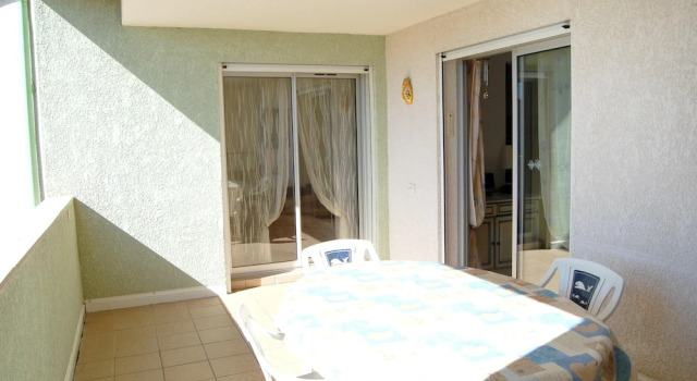 Apartment With 2 Bedrooms in Valras-plage, With Pool Access, Furnished, Réserver Appartement Hôtels à Valras-Plage avec parking, Parking