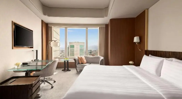 Двухместный номер Superior Shangri-La Far Eastern, Taipei