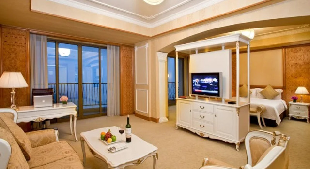 Lake Malaren Golf Resort, Book Resort Baoshan Shanghai Area