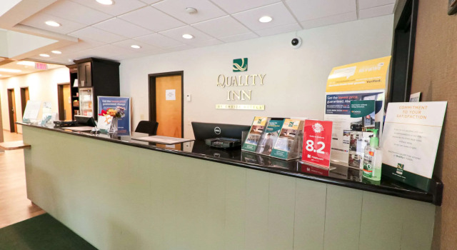 Quality Inn Shelburne, Rezervovat Hotel Burlington Burlington Area