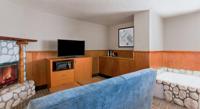 Holiday Inn Resort The Lodge at Big Bear Lake, an IHG Hotel, Prenota Resort Hotel SPA a Big Bear Lake, SPA