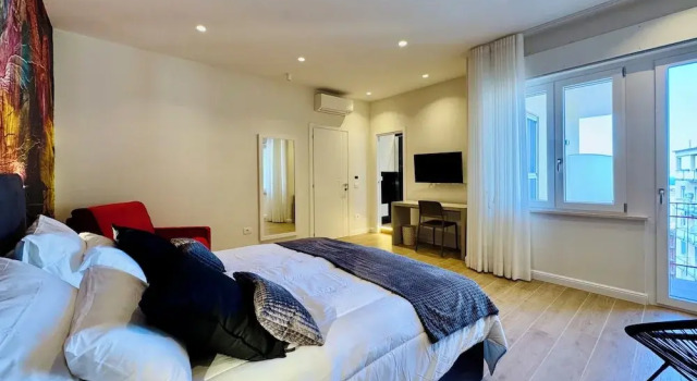YourHome - Il Pino Rooms & Apartment