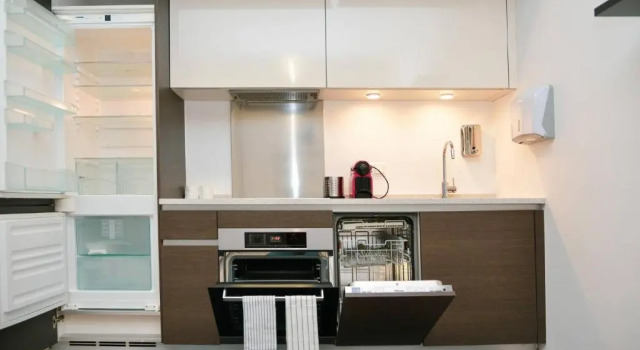 Central Plaza Apartment 1 in Lugano, Забронировать Апартаменты/квартира Отели Лугано с парковкой, рядом с Парк Ciani, Парковка