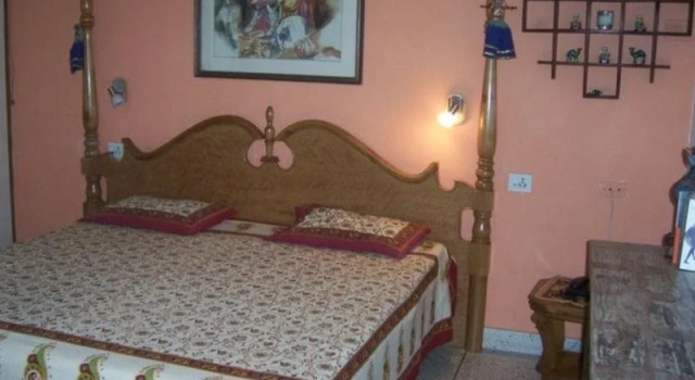 Delhi Bed and Breakfast