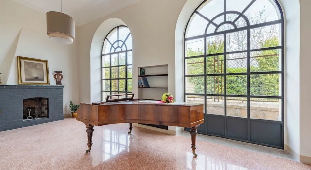 Villa Vallone Luxury With Pool, Book Villa Sommerhuse i Galatina, Hytte