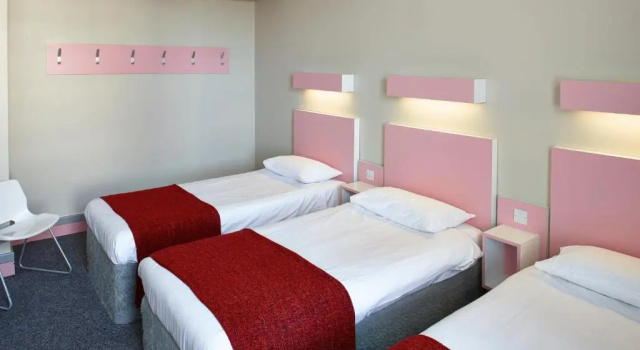 Трёхместный номер Standard Citrus Hotel Eastbourne by Compass Hospitality