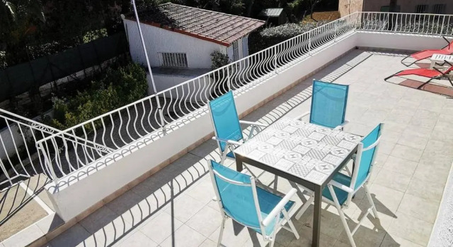 MAISON LE BRUSC, 3 PIèCES, 4 PERSONNES - FR-1-316-219, Забронировать Отель Сис-Фур-Ле-Плаж Var coast