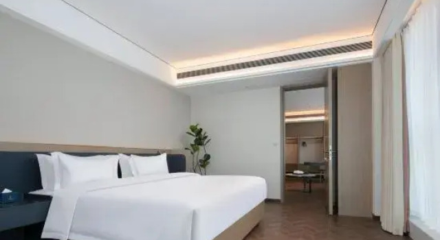 Люкс Yuejiang Holiday Hotel
