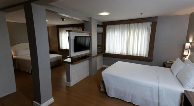 Четырёхместный номер Superior Master Porto Alegre Hotel - Av Carlos Gomes, Próximo ao Consulado Americano