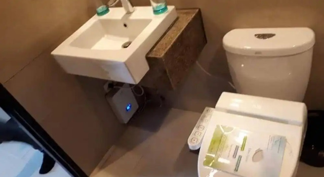 Двухместный номер Standard с балконом и с видом на море EJB room at the Mactan Newton